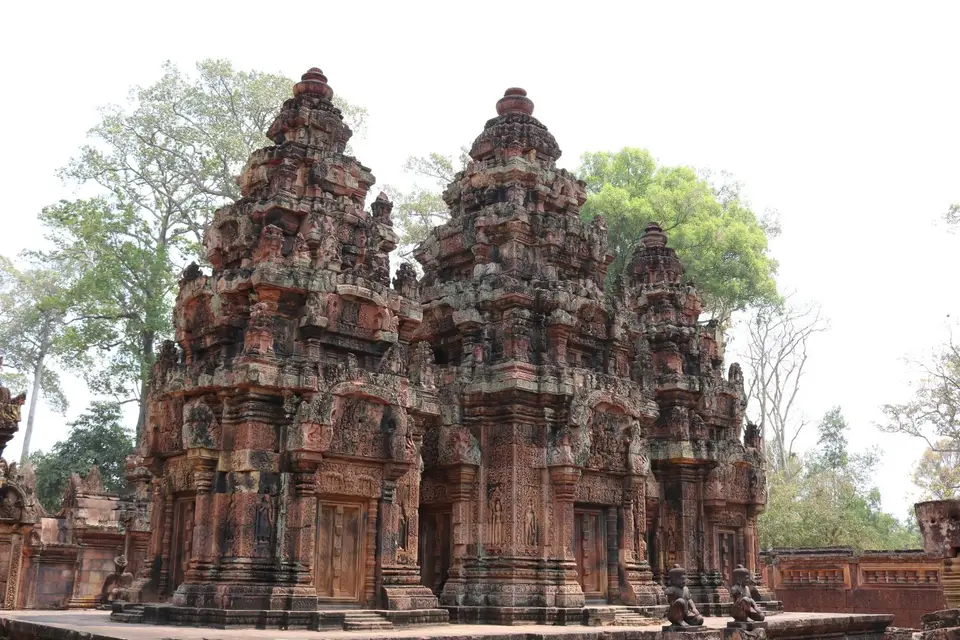 10471967-BanteaySreiTempel.JPG