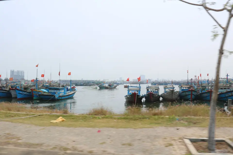 15842837-UnterwegsĐàNẵng.JPG