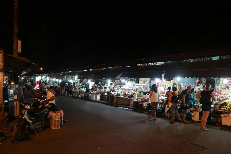 17543092-HoiAnMarkthalle.JPG