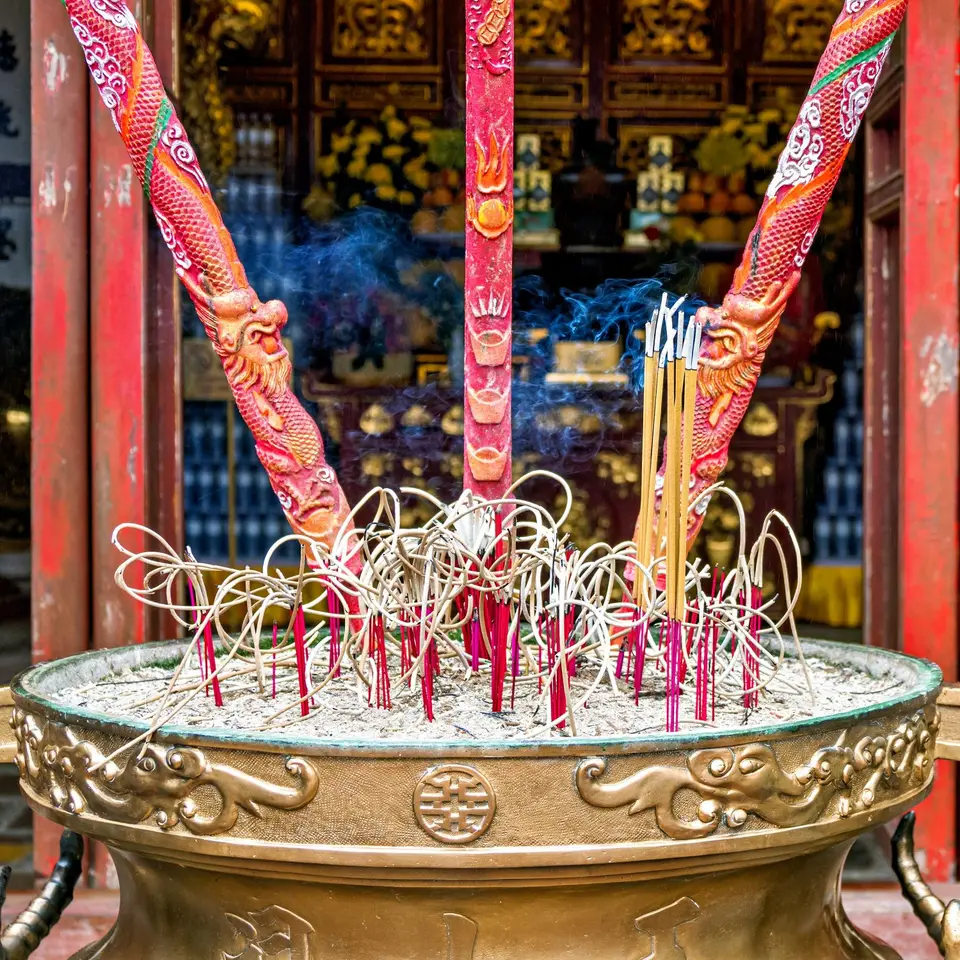 OM101674-2_Radiant.jpg