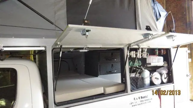 sideviewlowerbedandkitchen.jpg
