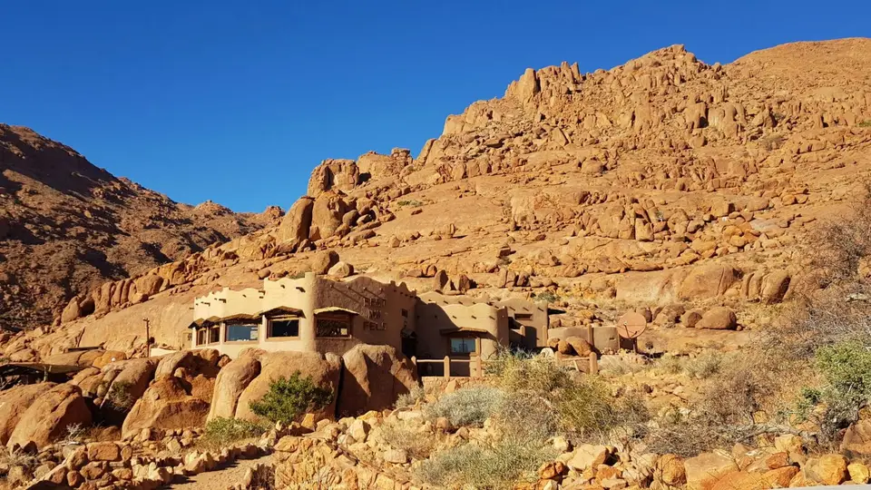 namibia-2019-05-1809-31-34.jpg
