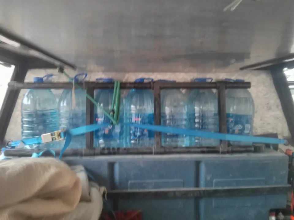 h6d22560.jpg
