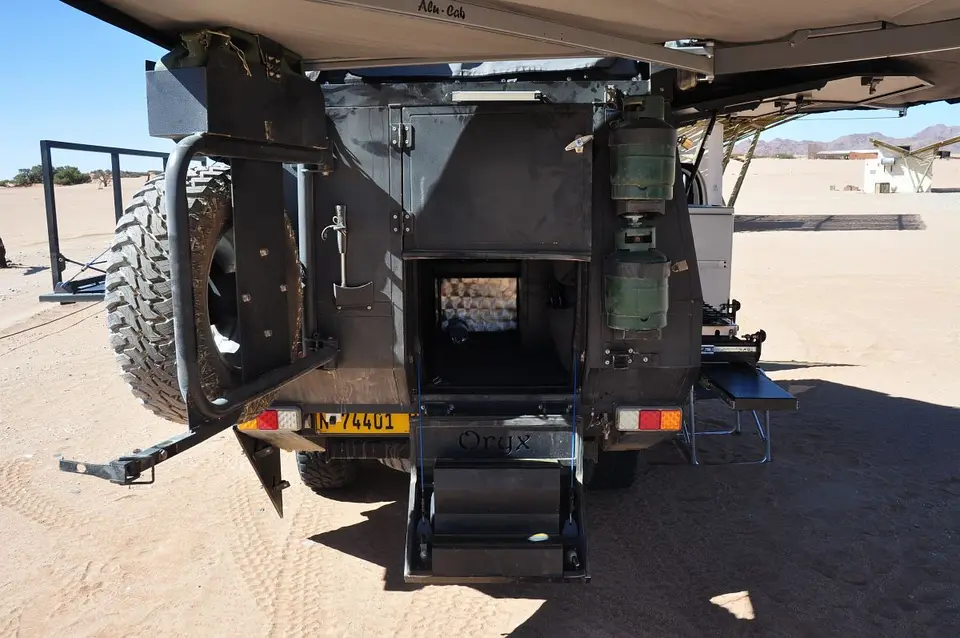savanna-bushcamper-03.jpg