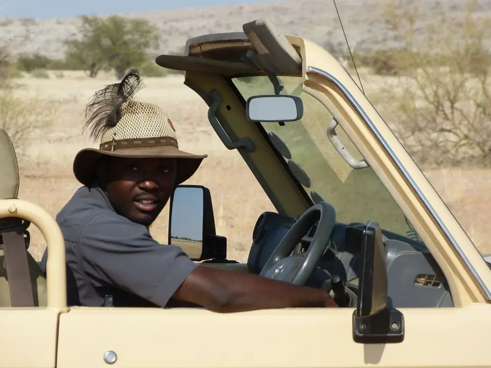 Namib_247_sm.jpg