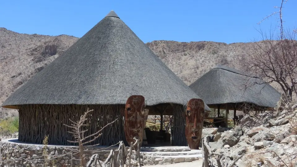 h32c47f2.jpg