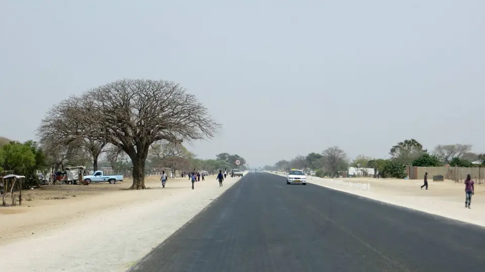 h6562989.jpg