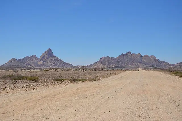DSC_2470-2.jpg