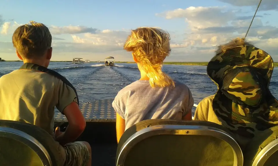 Z-Chobe-Boot.jpg