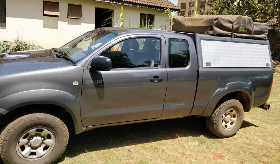 Hilux-2011-1-2.jpg