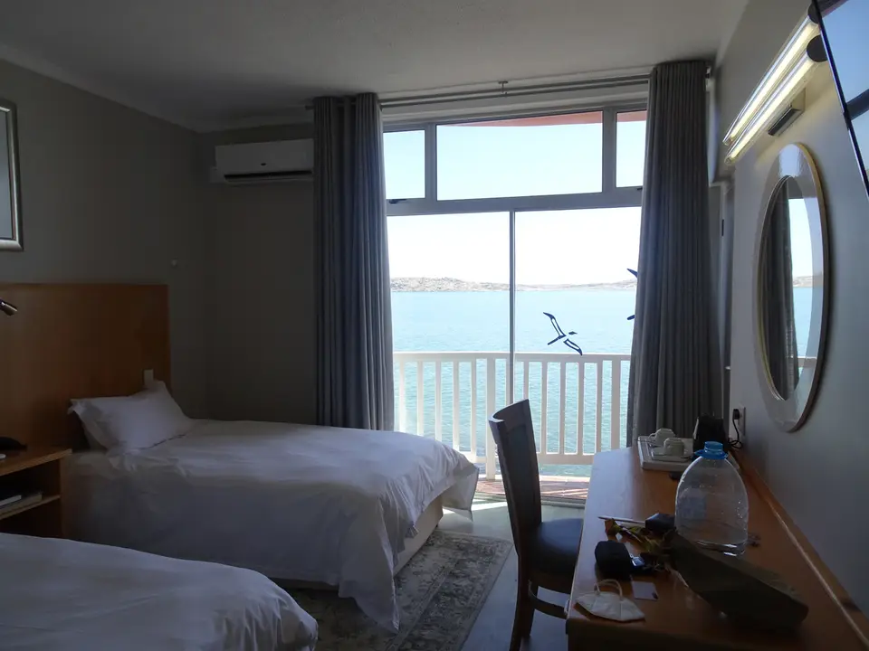 53.1ZimmerNestHotel.JPG