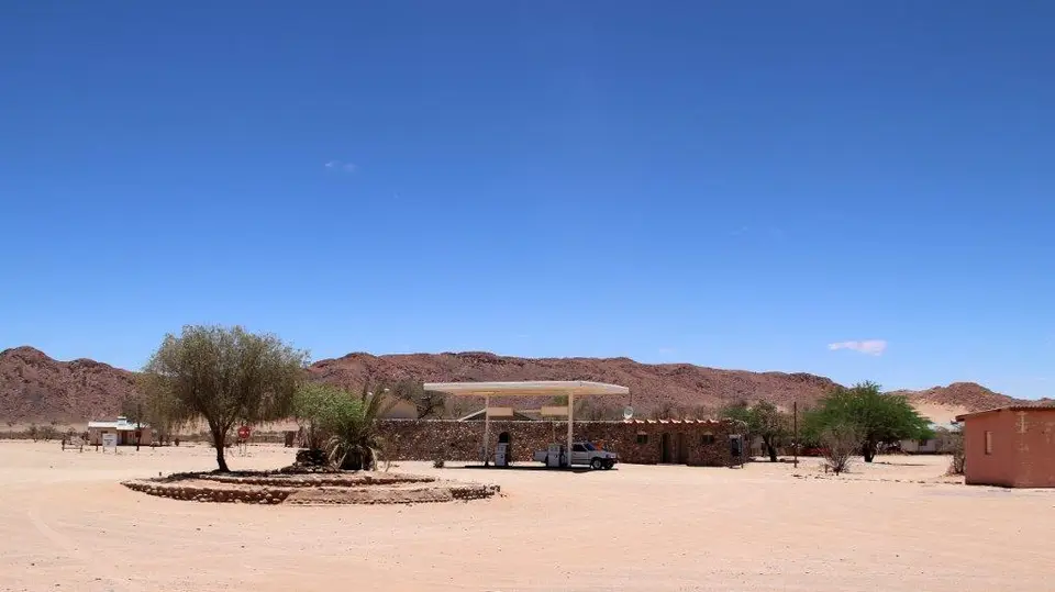 TankstelleSesriem.jpg