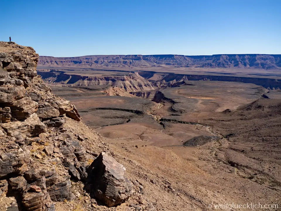 P6172943-Fish-River-Hiking-Viewpoint.jpg