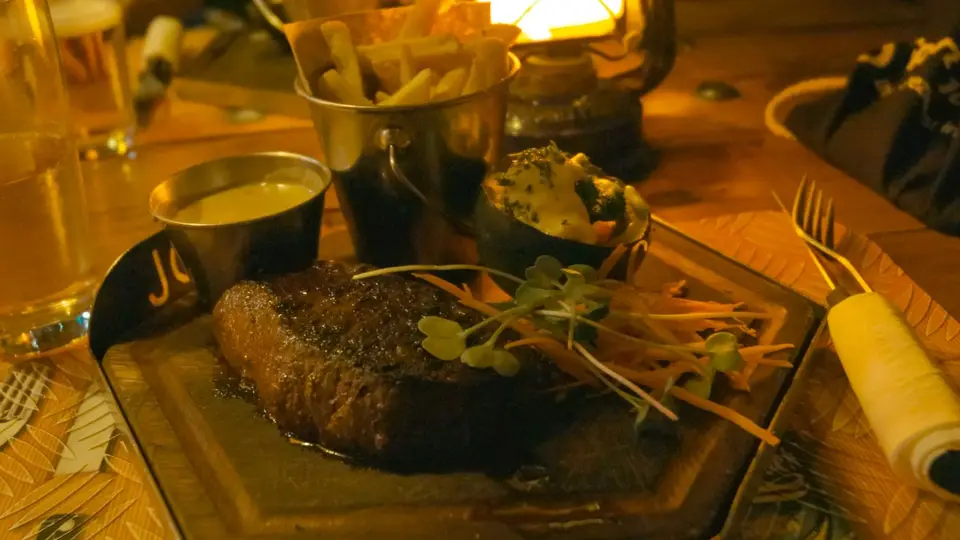 joesbeerhouse.jpg