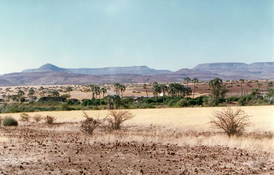 h73505ac.jpg