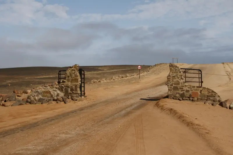 hb8dd2f0.jpg