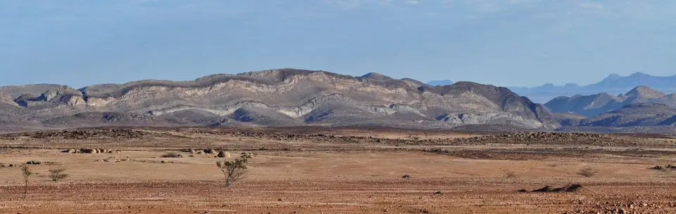 21.02LandschaftentlangderPistennachSwakop18.jpg