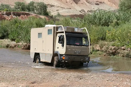 EX44-MANM4x4_09-560.jpg