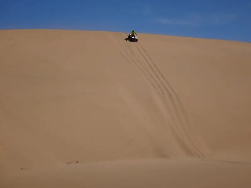 he03fbd4.JPG