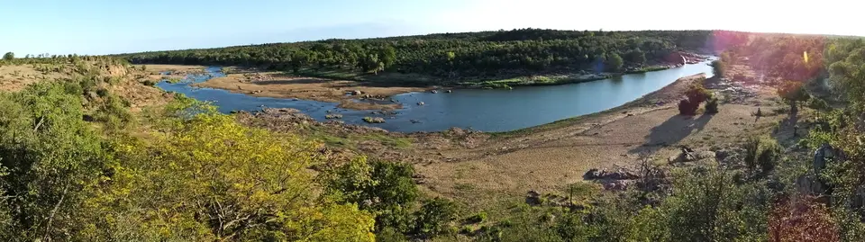 007PanoramaMweneziRiver.jpg