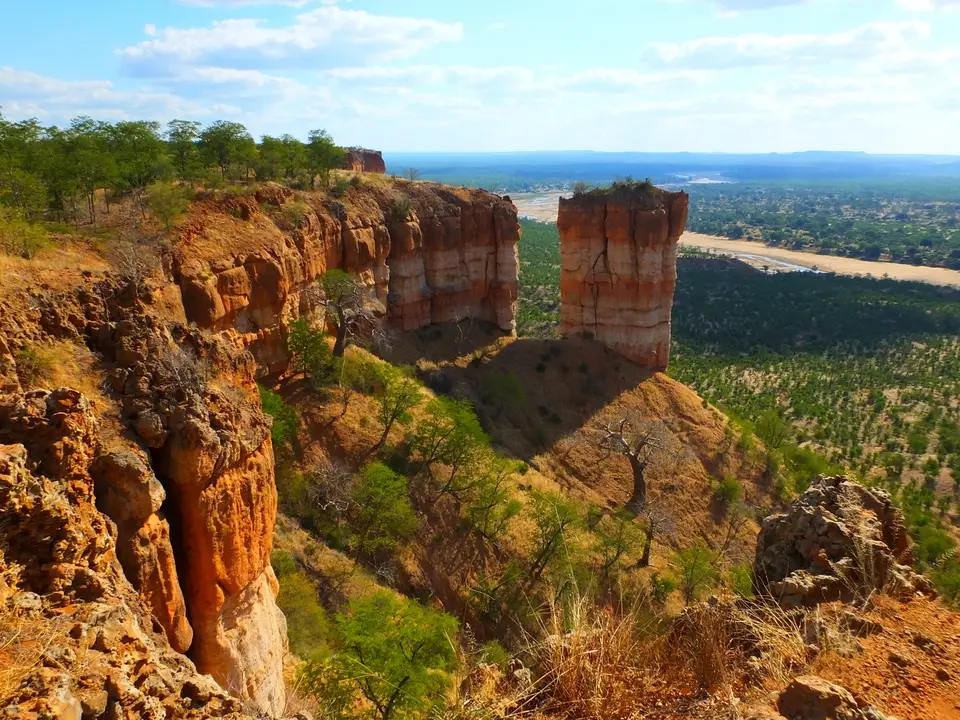 031ChilojoCliffViewpoint1.jpg