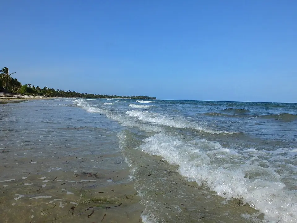 037Strand.jpg