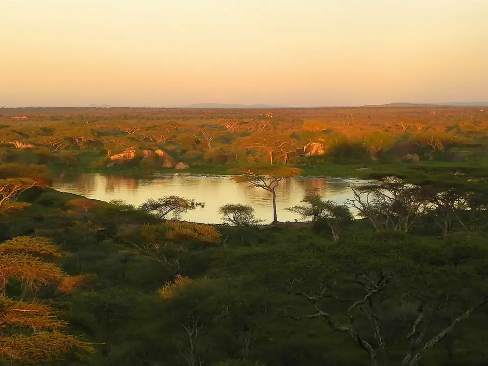 SonnenunterganSeroneraLodge1.jpg