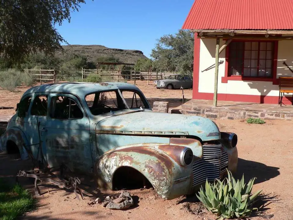 CanyonRoadHouse3.jpg