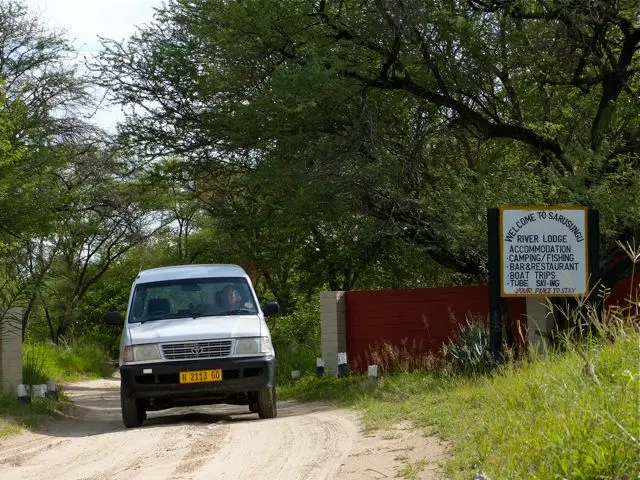 h9712190.jpg