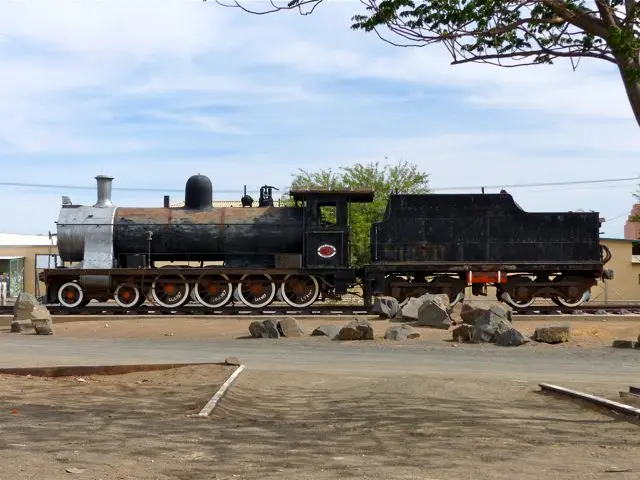 hc97323b.jpg