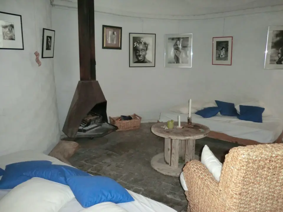 h4672f13.JPG