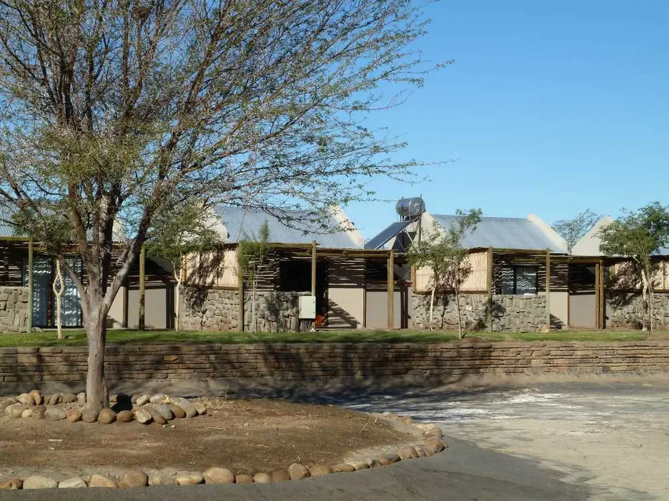 Chalet2.jpg