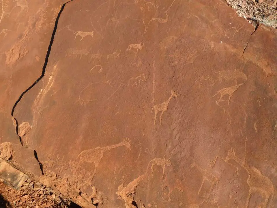 Twyfelfontein1a.jpg
