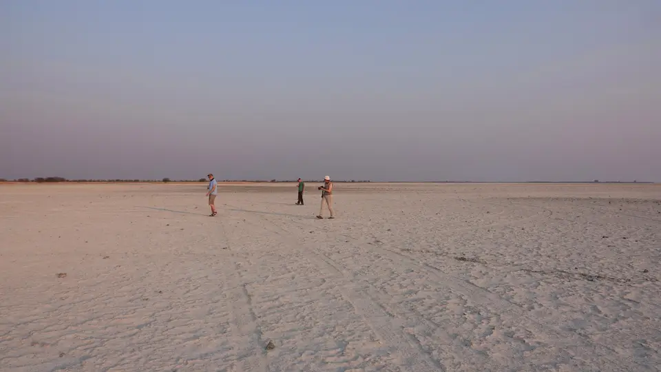DSC08005kBOT23.JPG