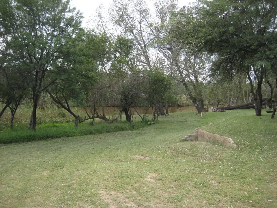 hde682e8.JPG