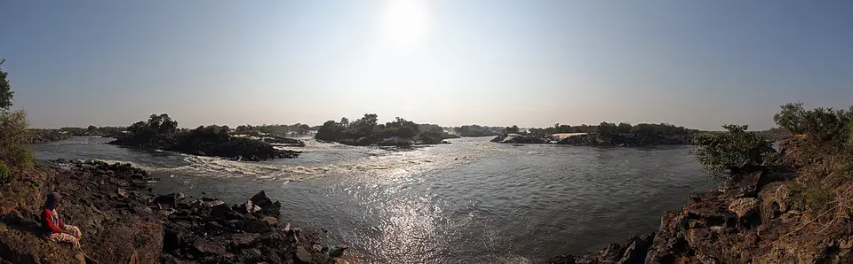 20180806-090751-Ngonye-Pano-1-1500.jpg