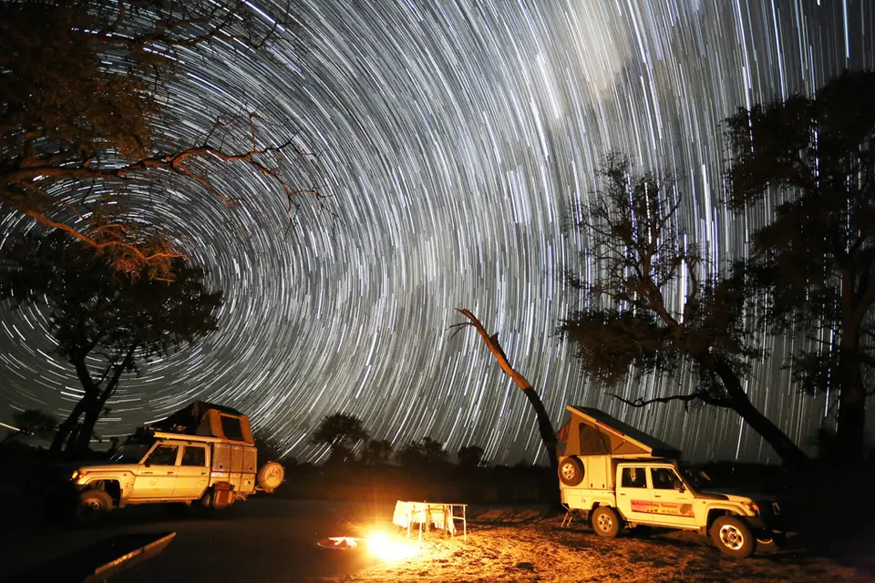 Startrails-Xakanaxa-70-1024.jpg