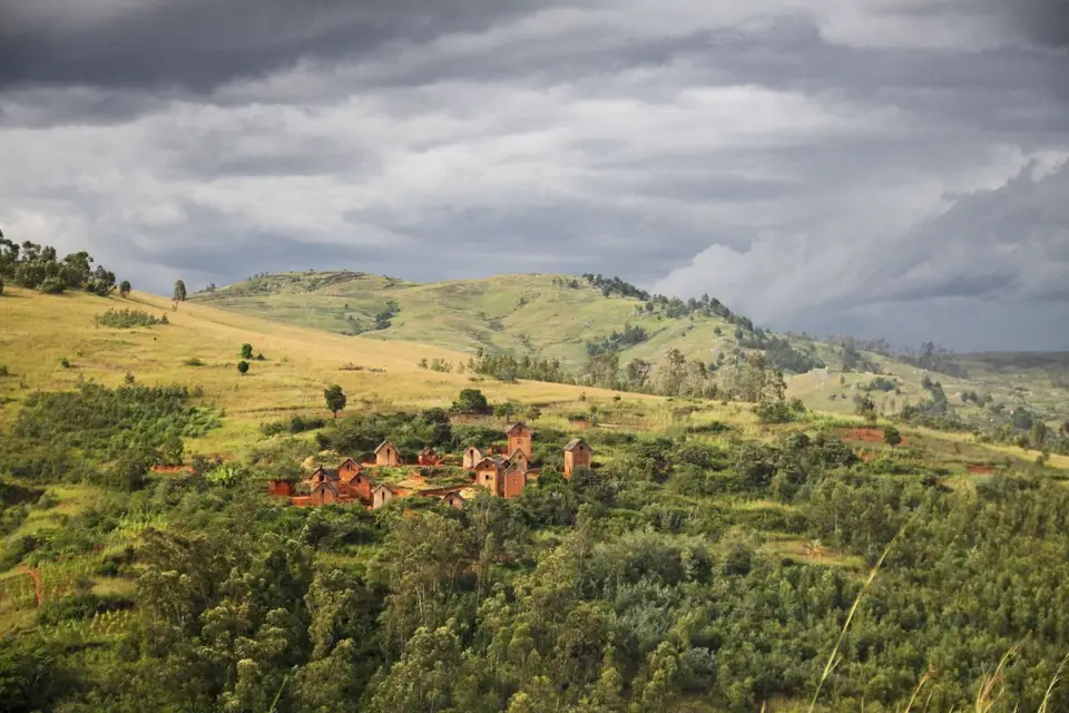 Antsirabe-Ialatsara1.jpg